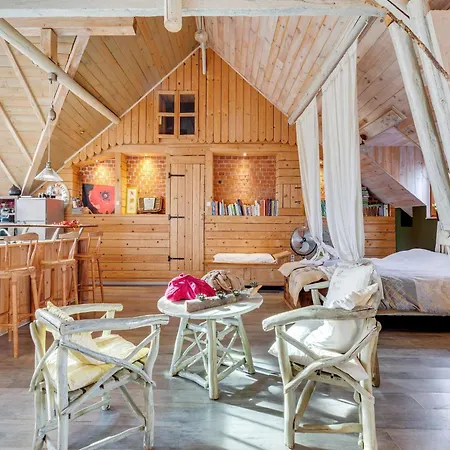 Elegant In Near Forest France Ferienhaus