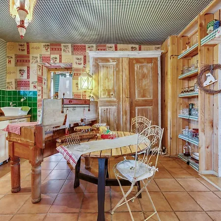 Elegant In Near Forest France Ferienhaus